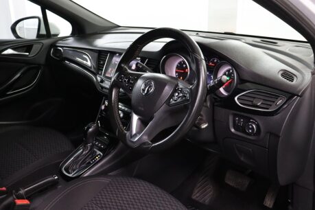 Vauxhall Astra SRI NAV S/S 4