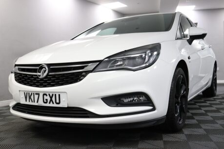 Vauxhall Astra SRI NAV S/S 29