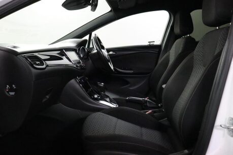 Vauxhall Astra SRI NAV S/S 43