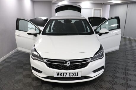 Vauxhall Astra SRI NAV S/S 8