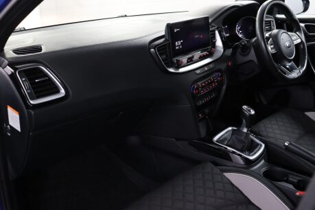 Kia Ceed CRDI GT-LINE ISG MHEV 35