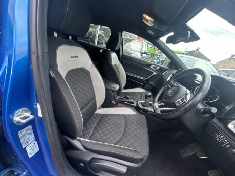 Kia Ceed CRDI GT-LINE ISG MHEV 9