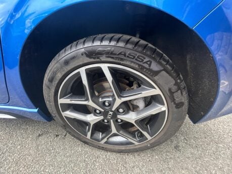 Kia Ceed CRDI GT-LINE ISG MHEV 15