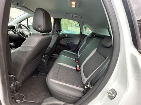 Vauxhall Crossland X BUSINESS EDITION NAV 10