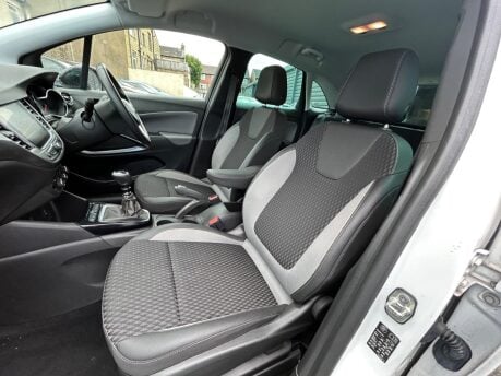 Vauxhall Crossland X BUSINESS EDITION NAV 18