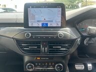 Ford Focus ST-LINE X 15