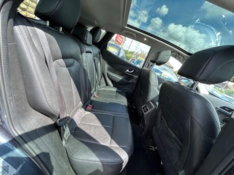 Renault Kadjar GT LINE TCE 11