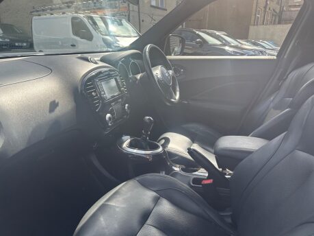 Nissan Juke TEKNA DIG-T 10