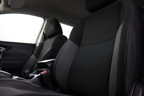 Nissan Qashqai DIG-T ACENTA PREMIUM 37