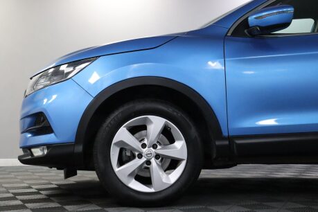Nissan Qashqai DIG-T ACENTA PREMIUM 29
