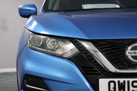 Nissan Qashqai DIG-T ACENTA PREMIUM 27