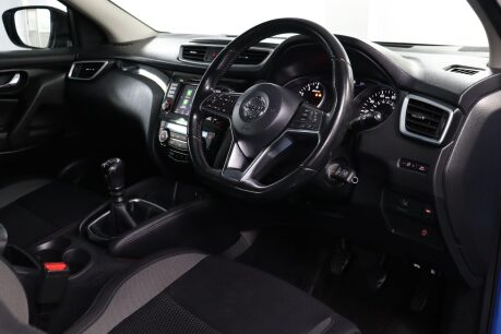 Nissan Qashqai DIG-T ACENTA PREMIUM 4