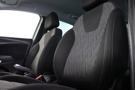 Vauxhall Crossland X GRIFFIN 35