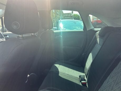 Vauxhall Crossland X GRIFFIN 10