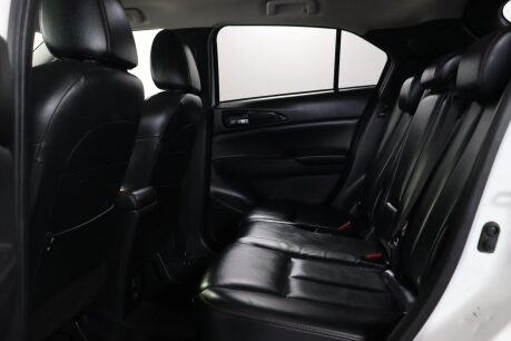 Mitsubishi Eclipse Cross 4 40