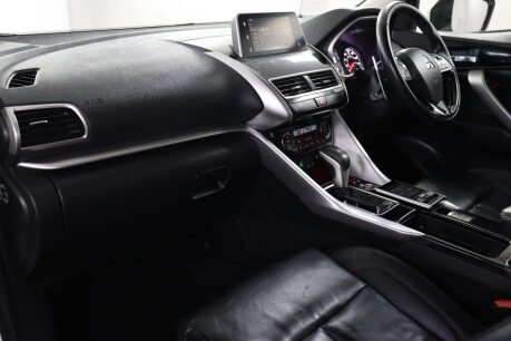 Mitsubishi Eclipse Cross 4 35