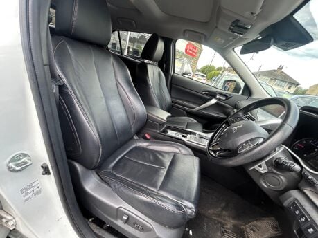 Mitsubishi Eclipse Cross 4 9