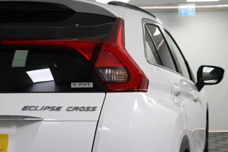 Mitsubishi Eclipse Cross 4 23