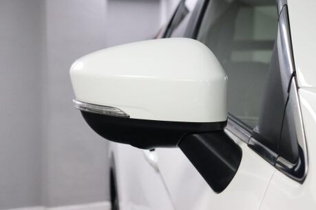 Mitsubishi Eclipse Cross 4 33