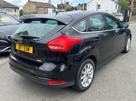 Ford Focus TITANIUM 7
