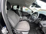 Ford Focus TITANIUM 8