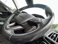 Ford Focus TITANIUM 16