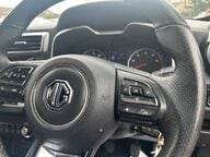 MG ZS EXCITE 12