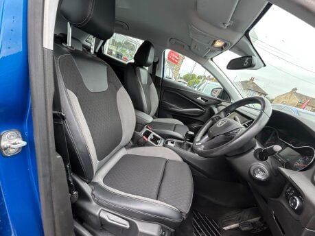 Vauxhall Grandland X SPORT NAV S/S 9