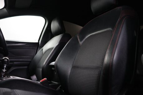 Ford Focus ST-LINE X 36