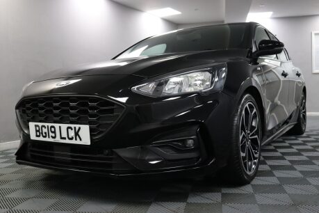 Ford Focus ST-LINE X 29