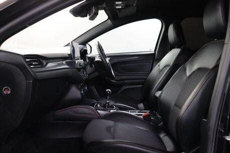 Ford Focus ST-LINE X 44