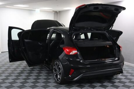 Ford Focus ST-LINE X 22