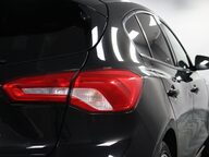 Ford Focus ST-LINE X 24