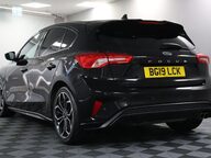 Ford Focus ST-LINE X 23