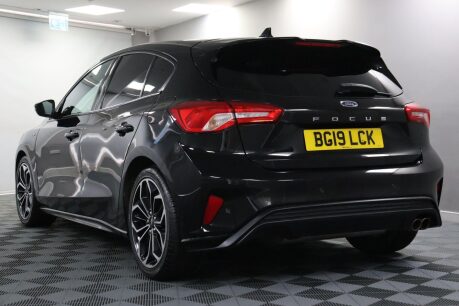 Ford Focus ST-LINE X 23
