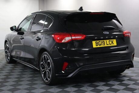 Ford Focus ST-LINE X 11