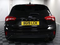 Ford Focus ST-LINE X 9