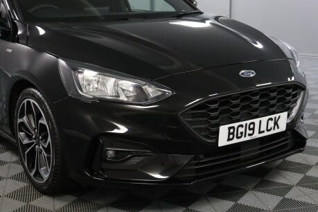 Ford Focus ST-LINE X 27