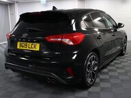 Ford Focus ST-LINE X 12