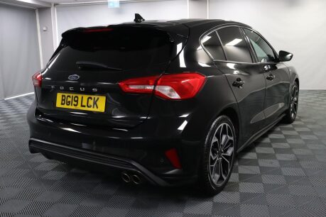 Ford Focus ST-LINE X 12