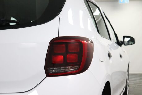 Dacia Sandero ESSENTIAL SCE 23