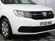 Dacia Sandero ESSENTIAL SCE 24