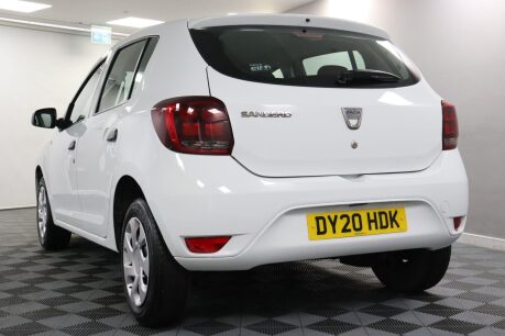 Dacia Sandero ESSENTIAL SCE 29