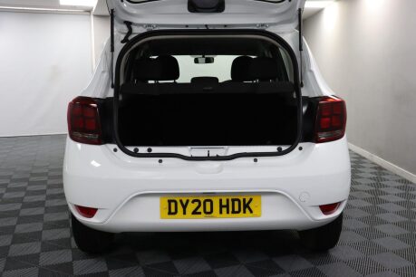Dacia Sandero ESSENTIAL SCE 14