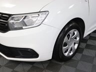 Dacia Sandero ESSENTIAL SCE 32