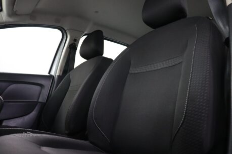 Dacia Sandero ESSENTIAL SCE 35