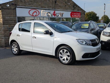 Dacia Sandero ESSENTIAL SCE 6