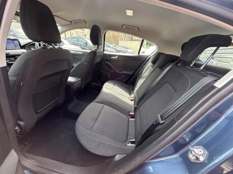 Ford Focus TITANIUM TDCI 13