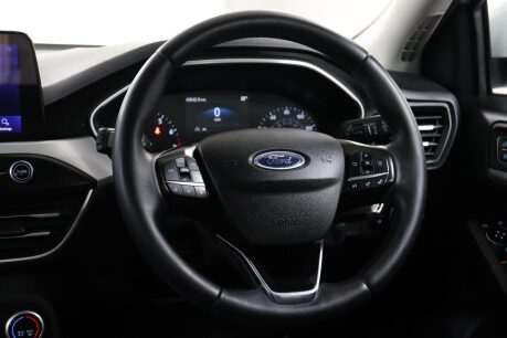 Ford Focus ZETEC 38