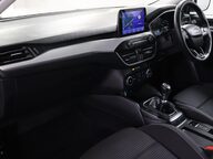 Ford Focus ZETEC 24